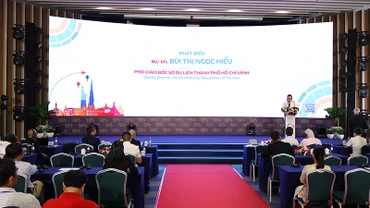 Phó Giám đốc Sở Du lịch Thành phố Hồ Chí Minh Bùi Thị Ngọc Hiếu phát biểu tại hội thảo.