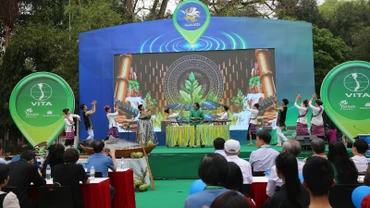 Chương trình nghệ thuật giới thiệu những nét văn hóa độc đáo của Phú Yên.