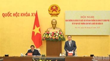 Bí thư Đảng ủy Quốc hội, Chủ tịch Quốc hội Trần Thanh Mẫn phát biểu khai mạc hội nghị.