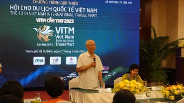 Ông Vũ Thế Bình, Chủ tịch Hiệp hội Du lịch Việt Nam thông tin về sự kiện.