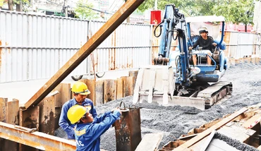 Thi công một dự án sử dụng vốn đầu tư công tại thành phố Biên Hòa.