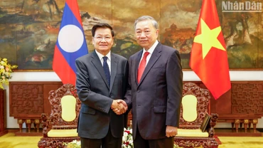 Tổng Bí thư Tô Lâm và Tổng Bí thư, Chủ tịch nước Lào Thongloun Sisoulith.
