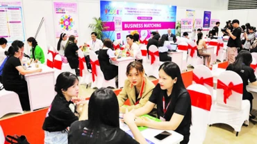 Hoạt động Kết nối giao thương giữa doanh nghiệp lương thực, thực phẩm và các nhà phân phối tại Triển lãm HCMC FOODEX 2025.