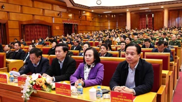 Các đồng chí lãnh đạo chủ chốt của tỉnh Lạng Sơn dự hội nghị quán triệt Kết luận 127-KL/TW của Bộ chính trị, Ban Bí thư.