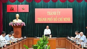 Thành phố Hồ Chí Minh tập trung mọi nguồn lực, phối hợp tổ chức Lễ Kỷ niệm 50 năm Ngày Giải phóng miền nam, thống nhất đất nước.