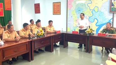 Chủ tịch Ủy ban nhân dân thành phố nhấn mạnh, đây là sự kiện có ý nghĩa đặc biệt quan trọng, vì vậy các lực lượng cần tiếp tục nêu cao tinh thần cảnh giác, chủ động, bảo đảm tuyệt đối an toàn.
