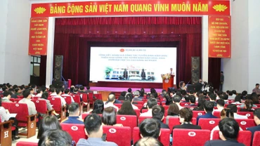 Hội nghị tổng kết, đánh giá công tác tuyển sinh năm 2024; triển khai công tác tuyển sinh năm 2025, 2026 khối đại học và cao đẳng sư phạm.