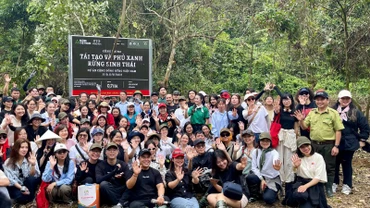 Sự kiện trồng rừng tại Cúc Phương không chỉ là một hoạt động giao lưu độc đáo giữa nghệ sĩ và khán giả, mà còn là minh chứng cho cam kết cụ thể của Lễ hội Forestival trong việc thúc đẩy lối sống xanh và bảo vệ tài nguyên cảnh quan.