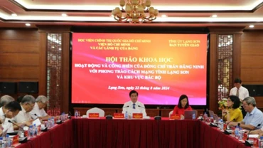 Các đại biểu tham dự hội thảo.