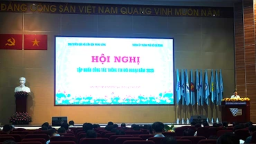 Quang cảnh hội nghị.