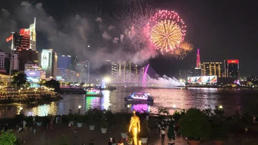 Thành phố Hồ Chí Minh sẽ bắn pháo hoa tại 30 điểm vào đêm 30/4. (Ảnh CTV).