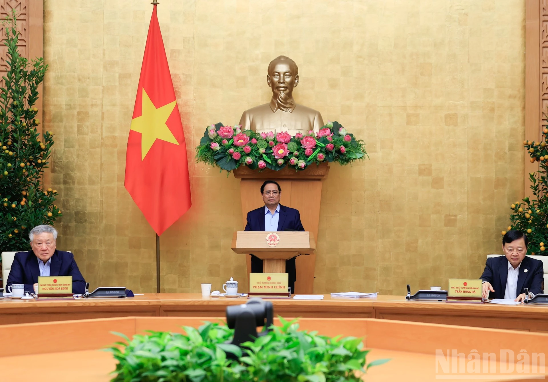 Thủ tướng Chính Phạm Minh Chính Chủ Trì Hội Nghị Quan Trọng Với Các Lãnh Đạo Cấp Cao