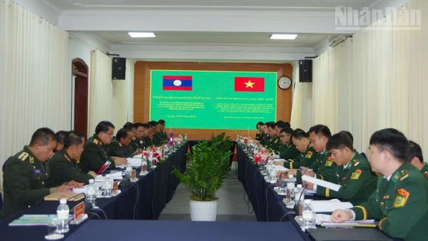 Hội đàm giữa lực lượng bảo vệ biên giới tỉnh Sơn La, Điện Biên (Việt Nam) và tỉnh Phongsaly, Luang Prabang (nước Cộng hòa Dân chủ Nhân dân Lào).