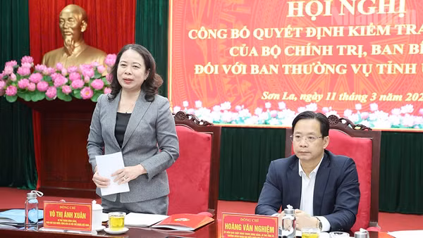 Đồng chí Võ Thị Ánh Xuân, Bí thư Trung ương Đảng, Phó Chủ tịch nước, Trưởng Đoàn Kiểm tra, giám sát số 29 phát biểu tại hội nghị.