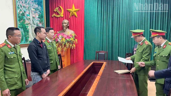 Cơ quan cảnh sát điều tra, Công an tỉnh Sơn La đã ra lệnh giữ khẩn cấp lái xe gây tai nạn trên tuyến Quốc lộ 6.