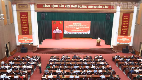 Hội nghị quán triệt, triển khai các văn bản của Ban Bí thư về công tác dân tộc, tôn giáo trong giai đoạn mới tại Sơn La.