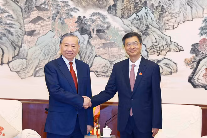 Tổng Bí thư, Chủ tịch nước Tô Lâm tiếp Bí thư Quảng Tây, Trung Quốc Trần Cương. (Ảnh: TTXVN)