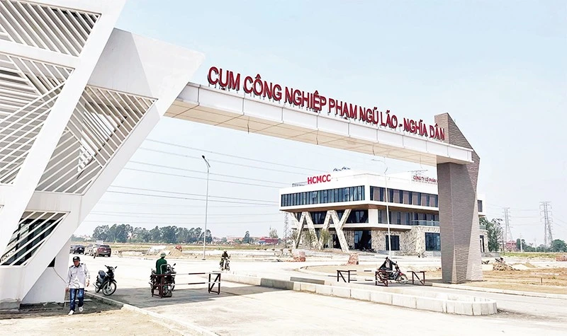 Cụm công nghiệp Ngũ Lão-Nghĩa Dân tỉnh Hưng Yên đẩy nhanh tiến độ thi công hạ tầng kỹ thuật thu hút đầu tư.