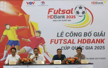 Đại diện Ban tổ chức cung cấp thông tin giải đấu.