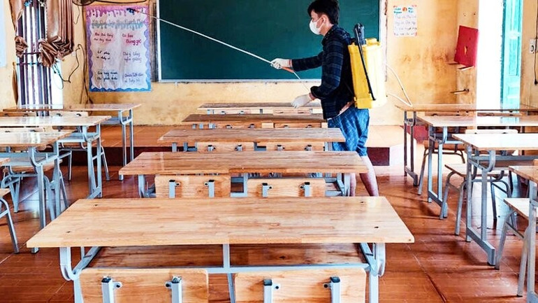 Überflutete Schulen wurden desinfiziert. rsz-y-te-1.jpg