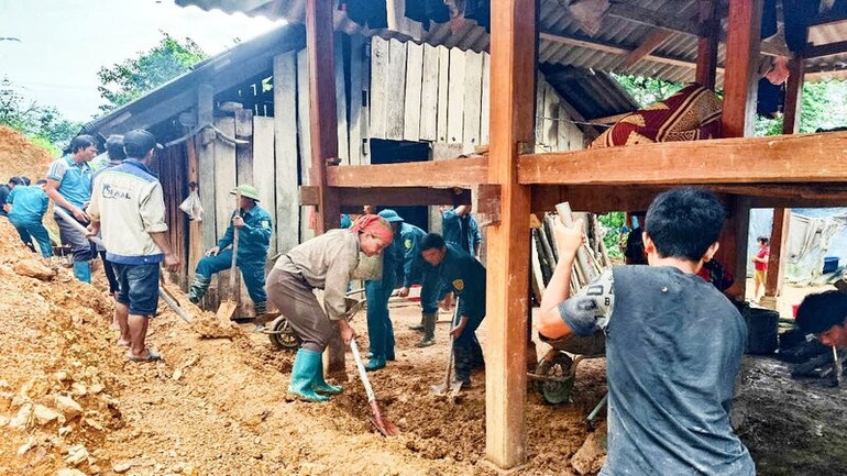 Trên địa bàn tỉnh Thái Nguyên hiện có hơn một nghìn điểm có nguy cơ sạt lở, lũ quét ảnh hưởng cuộc sống, tính mạng người dân. rsz-lo-1.jpg