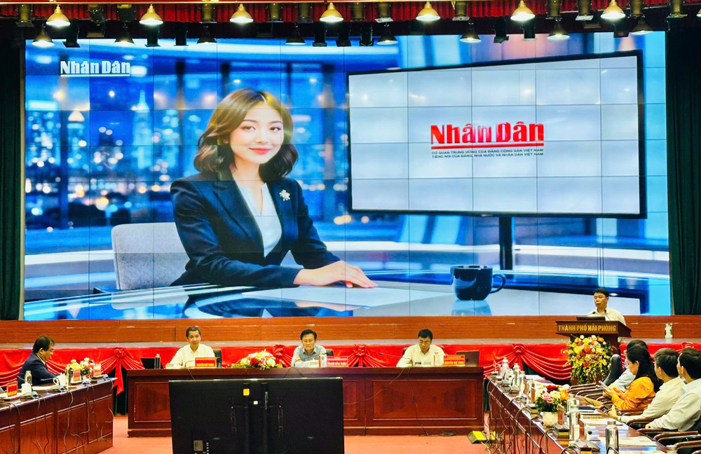 Sản xuất bản tin bằng công nghệ.