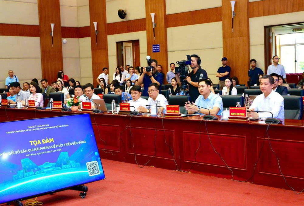 34 cơ quan thông tấn báo chí Trung ương và địa phương, cùng 17 doanh nghiệp, đối tác công nghệ đồng hành. 503841864-1016475783994559-7131249336141020968-n.jpg