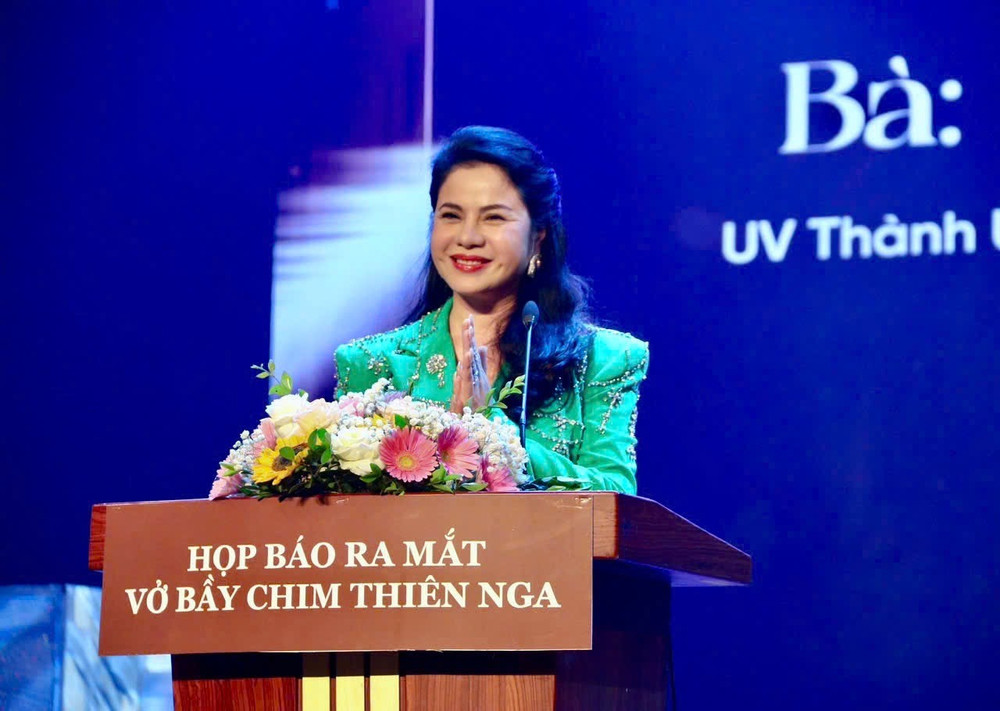 Bà Trần Thị Hoàng Mai, Giám đốc Sở Văn hóa, Thể thao và Du lịch thành phố Hải Phòng. img-7089.jpg