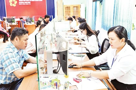 Giải quyết thủ tục hành chính tại Trung tâm phục vụ hành chính công phường Trấn Biên, tỉnh Đồng Nai.