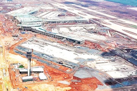 Toàn cảnh giai đoạn 1 dự án xây dựng sân bay Long Thành.