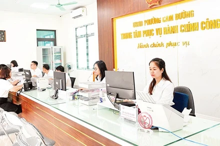 Trung tâm Phục vụ hành chính công phường Cam Đường được đặt tại nhiều địa điểm để phục vụ người dân.