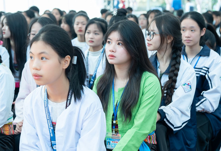 Học sinh của Trường Phổ thông dân tộc nội trú Hà Nội. (Ảnh Fanpage nhà trường) hoc-sinh-truong-pho-thong-dan-toc-noi-tru-hanoi-0.jpg