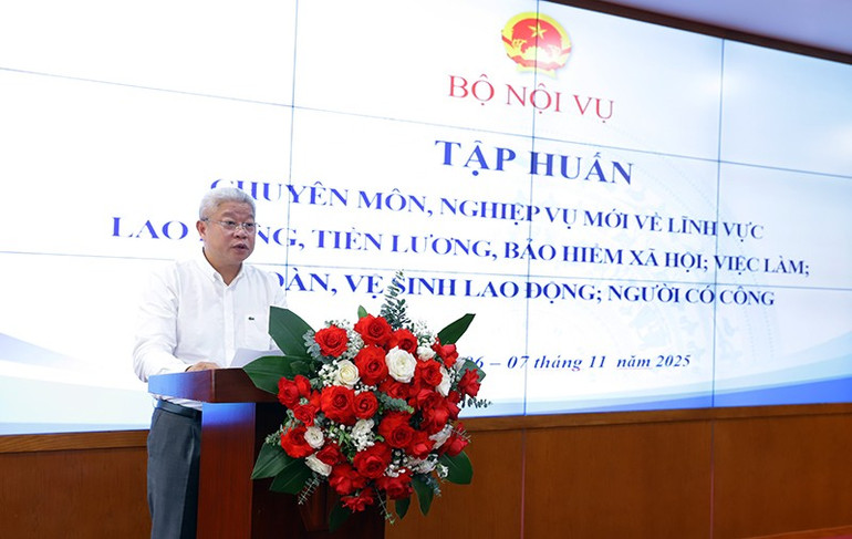 thu-truong-noi-vu-nguyen-manh-khuong-1.jpg