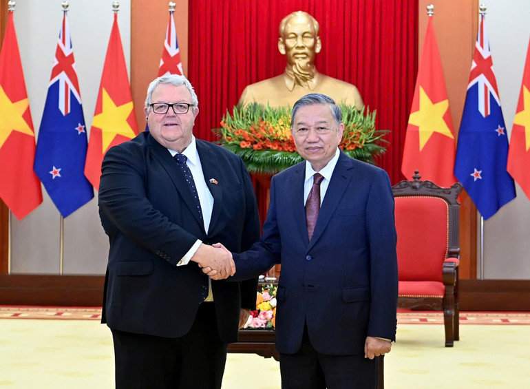 Tổng Bí thư Tô Lâm tiếp Chủ tịch Quốc hội New Zealand Gerry Brownlee. (Ảnh: ĐĂNG KHOA) tong-bi-thu-to-lam-2.jpg