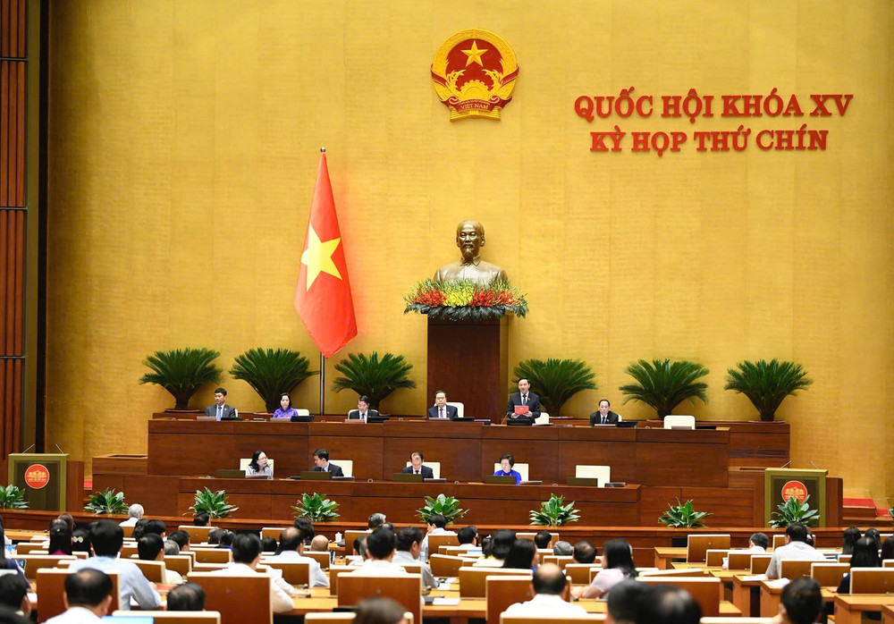 Quốc hội họp phiên toàn thể tại hội trường để thảo luận về Dự thảo Nghị quyết của Quốc hội sửa đổi, bổ sung một số điều của Hiến pháp năm 2013 (lần thứ nhất). (Ảnh: ĐĂNG ANH) 10.jpg
