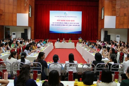 Quang cảnh hội nghị.