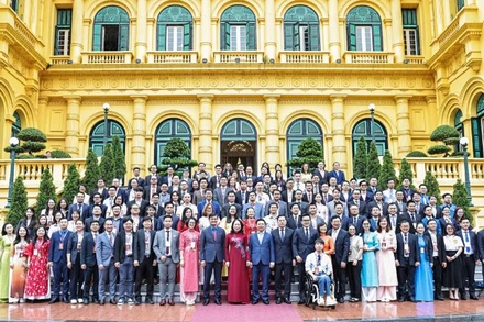 Phó Chủ tịch nước Võ Thị Ánh Xuân gặp mặt Đoàn đại biểu tham dự Diễn đàn Trí thức trẻ Việt Nam toàn cầu lần thứ VI. 