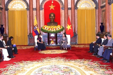Phó Chủ tịch nước Võ Thị Ánh Xuân tiếp Phó Tổng thống Ecuador Maria Jose Pinto Gonzalez Artigas.