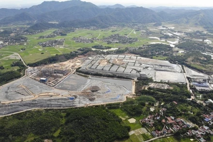 Khu vực bãi rác Nam Sơn. (Ảnh: QUÂN ĐỖ)