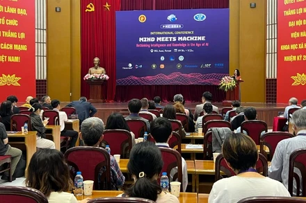 Toàn cảnh hội nghị. 