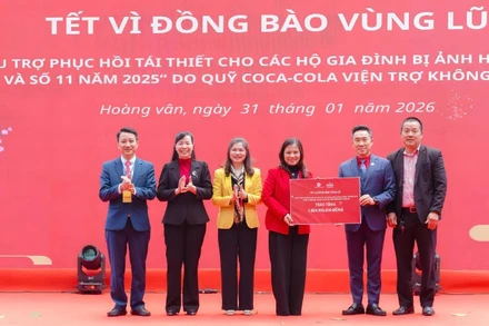 Phong trào “Tết Nhân ái” do Trung ương Hội Chữ thập đỏ Việt Nam phát động trên phạm vi toàn quốc, với mục tiêu ưu tiên hỗ trợ người nghèo, người dễ bị tổn thương và đặc biệt là đồng bào vùng bão lũ.