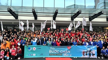 Phát động chiến dịch Triệu bước chân nhân ái tại Hà Nội. 