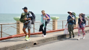Khách quốc tế đến Phú Quốc.