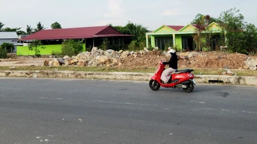 Các căn nhà ông Lý Thanh Giàu xây dựng trên phần đất bao chiếm của vợ chồng ông Trần Quốc Tuấn và bà Nguyễn Thị Mỹ Lệ.