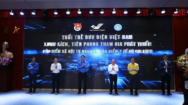 Phát động chương trình “Tuổi trẻ Bưu điện Việt Nam xung kích, tiên phong trong công tác tuyên truyền, vận động người dân tham gia bảo hiểm xã hội, bảo hiểm y tế” tại Hà Nội, ngày 16/3/2024. (Ảnh: VSS)