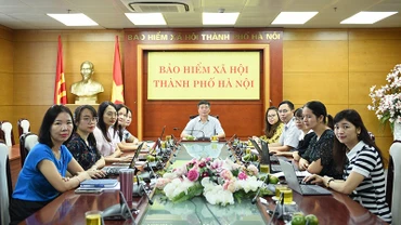 Các đại biểu tham dự giao lưu trực tuyến. (Ảnh: HSS)