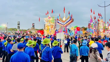 Hội trại “Thanh niên Quảng Nam tự tin bước vào kỷ nguyên phát triển mới” có quy mô toàn tỉnh bao gồm 20 đơn vị lều. 