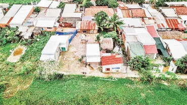 Một khu dân cư tại bán đảo Thanh Đa, quận Bình Thạnh, Thành phố Hồ Chí Minh.