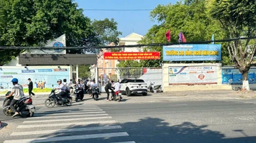 Trường cao đẳng Nghề Kiên Giang.