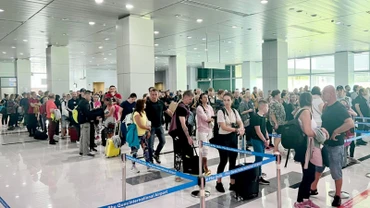 Chuyến bay A350-900 đưa 430 du khách Cộng hoà Séc hạ cánh tại Sân bay quốc tế Phú Quốc. 